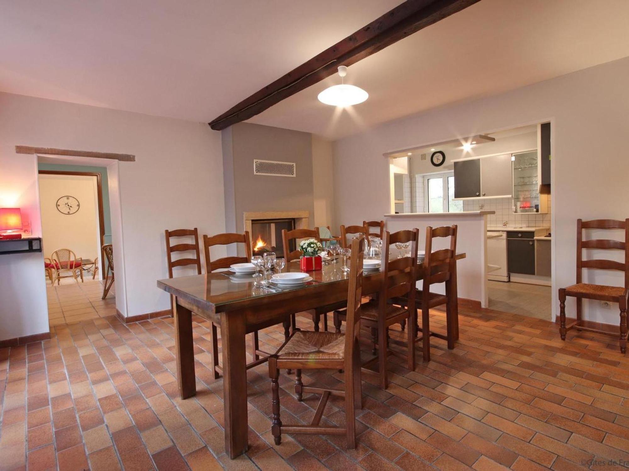 Maison Percheronne Spacieuse Avec Billard, Babyfoot, Et Jardin Clos, Animaux Bienvenus ! - Fr-1-497-65 La Mesniere Экстерьер фото